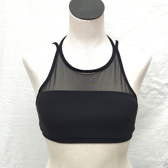 lululemon athletica Other - 🔥Lululemon Sports bra, size 6